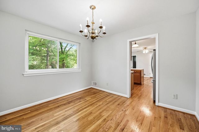 8608 PARLIAMENT DR, Springfield, VA 22151