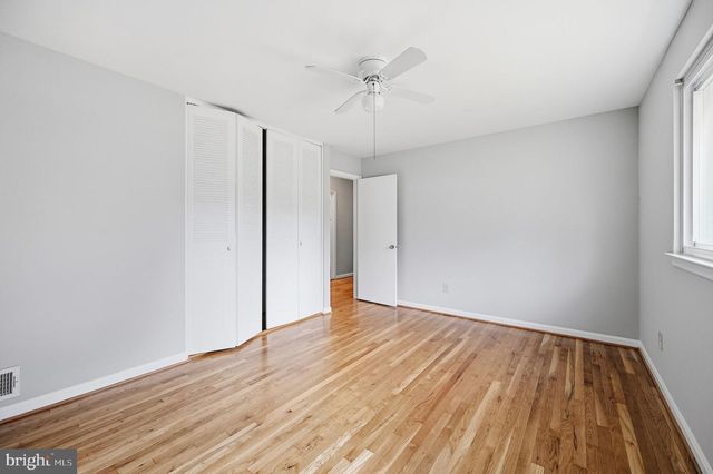 8608 PARLIAMENT DR, Springfield, VA 22151
