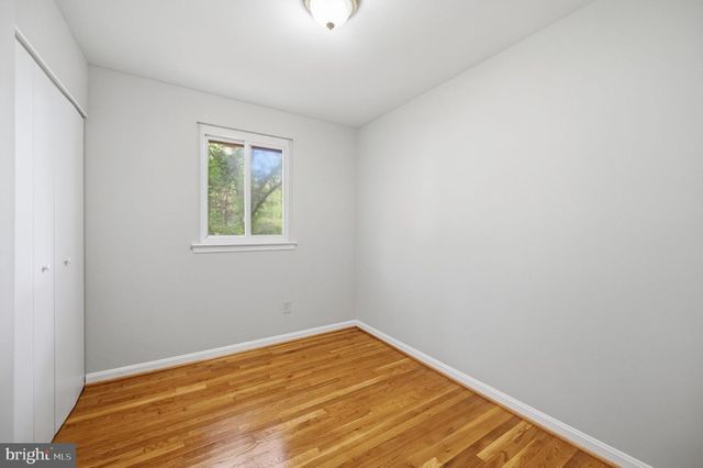 8608 PARLIAMENT DR, Springfield, VA 22151