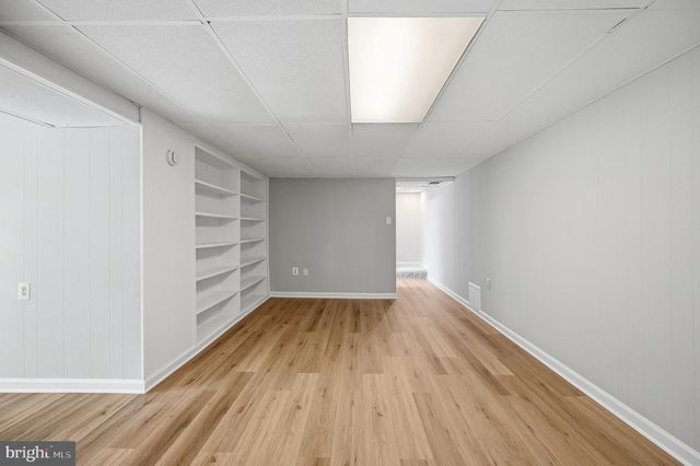 8608 PARLIAMENT DR, Springfield, VA 22151