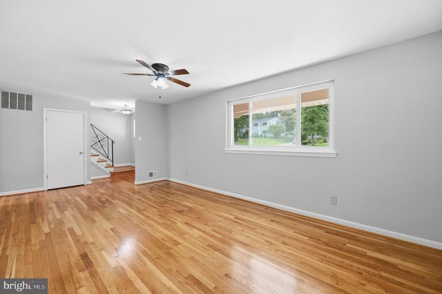 8608 PARLIAMENT DR, Springfield, VA 22151