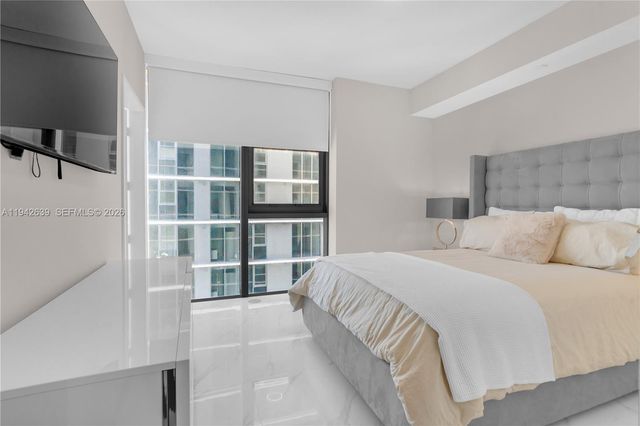 700 NE 24th St 4501, Miami, FL 33137