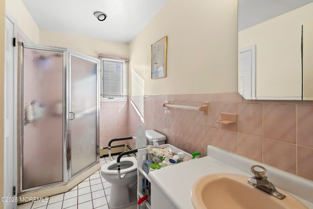 114 Carey Street, Lakewood, NJ 08701