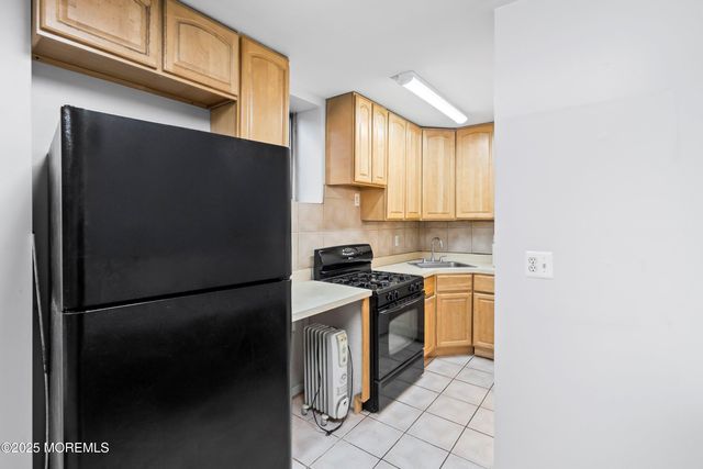 114 Carey Street, Lakewood, NJ 08701