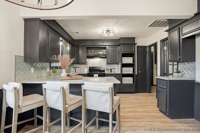 6777 S 71st East Avenue, Tulsa, OK 74133