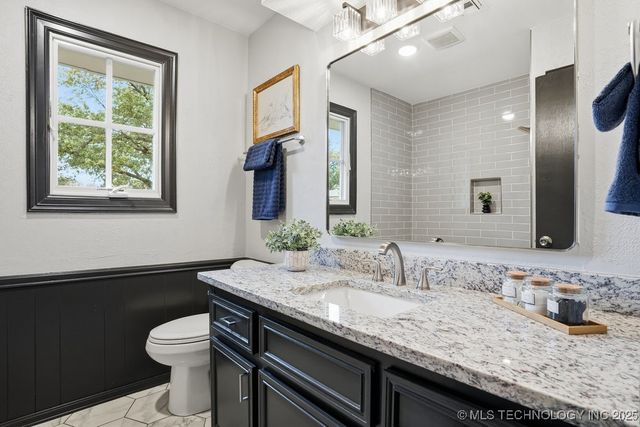 6777 S 71st East Avenue, Tulsa, OK 74133