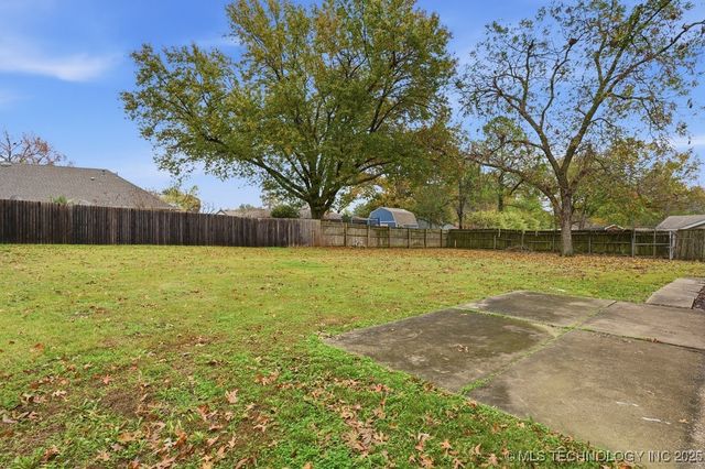 6777 S 71st East Avenue, Tulsa, OK 74133