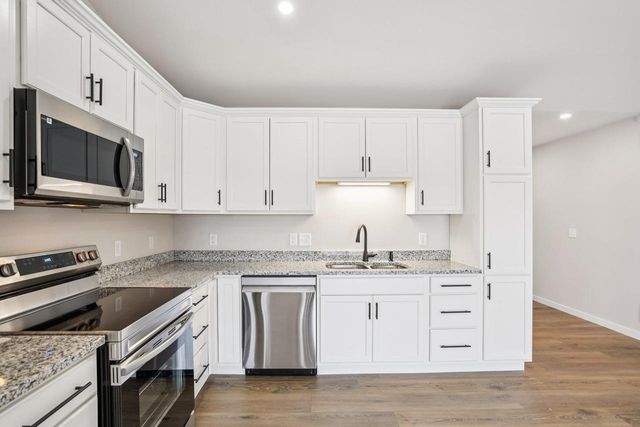 2463 Russell Court, Reedsburg, WI 53959