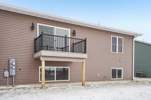 2463 Russell Court, Reedsburg, WI 53959