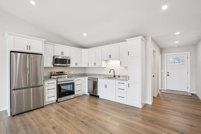 2463 Russell Court, Reedsburg, WI 53959