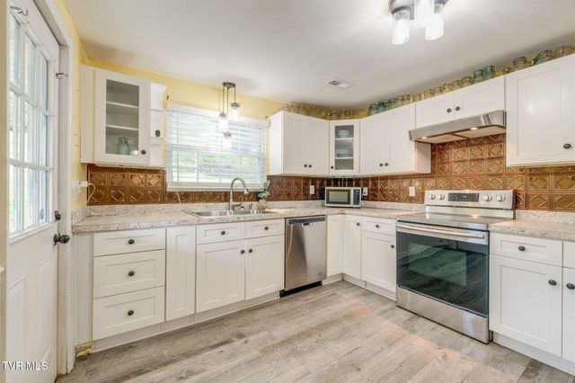 3360 Goshen Valley Road, Rogersville, TN 37857