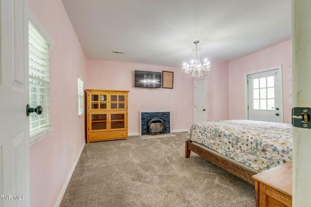 3360 Goshen Valley Road, Rogersville, TN 37857