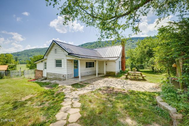 3360 Goshen Valley Road, Rogersville, TN 37857