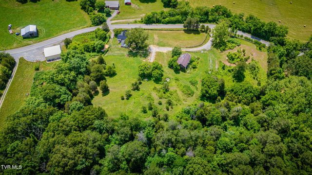 3360 Goshen Valley Road, Rogersville, TN 37857