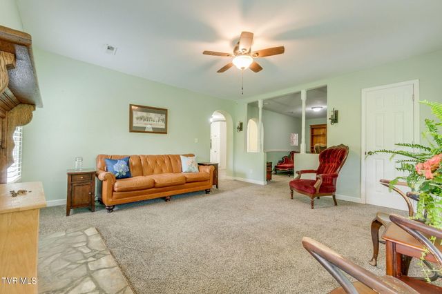 3360 Goshen Valley Road, Rogersville, TN 37857