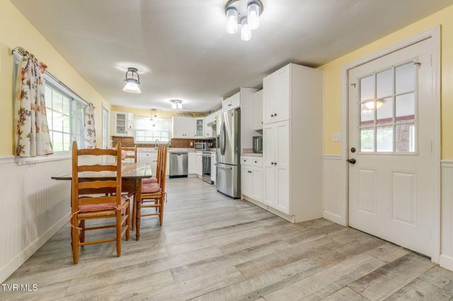 3360 Goshen Valley Road, Rogersville, TN 37857
