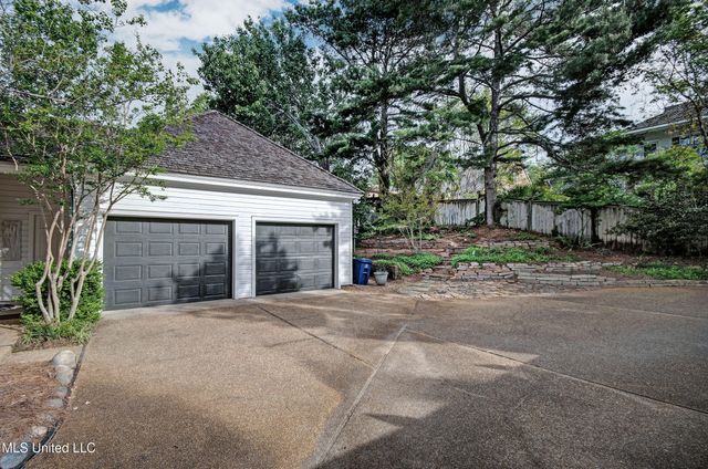 112 Dumaine Place, Madison, MS 39110