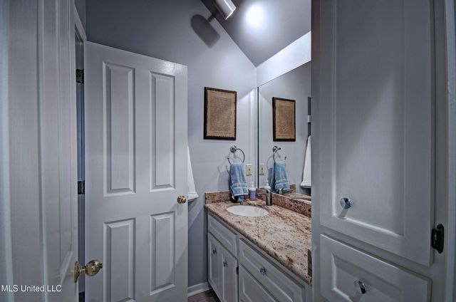 112 Dumaine Place, Madison, MS 39110