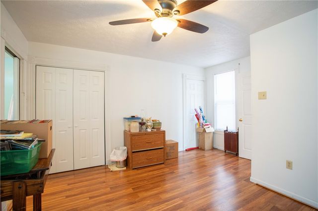 166 Pennsylvania Ave, Rochester, PA 15074