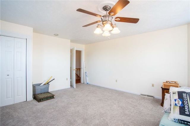 166 Pennsylvania Ave, Rochester, PA 15074