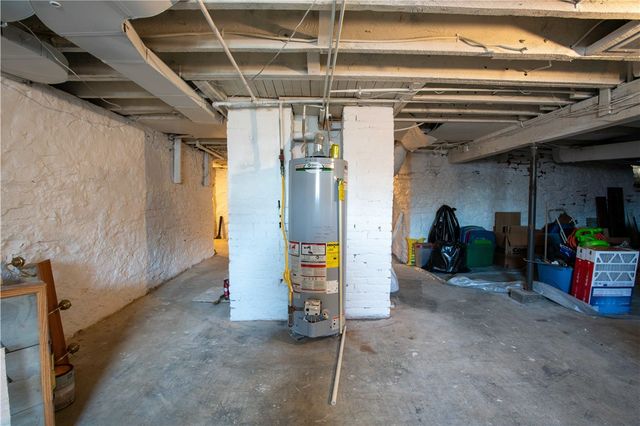 166 Pennsylvania Ave, Rochester, PA 15074