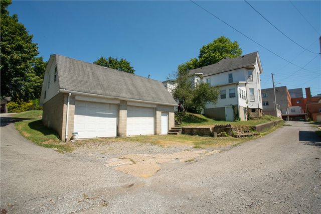 166 Pennsylvania Ave, Rochester, PA 15074