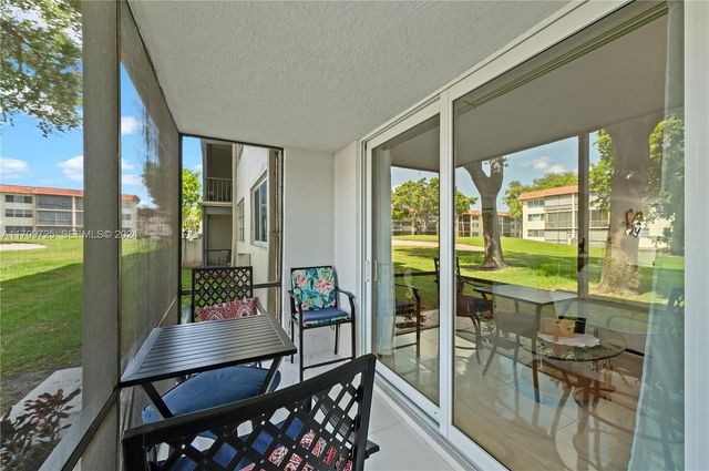 711 S Hollybrook Drive 109, Pembroke Pines, FL 33025