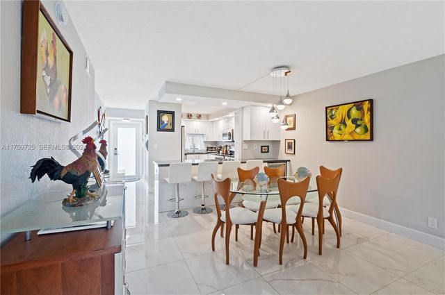 711 S Hollybrook Drive 109, Pembroke Pines, FL 33025