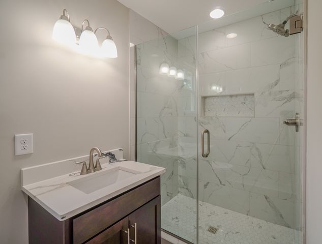 2410 Marquand Dr, Greenbrier, TN 37073