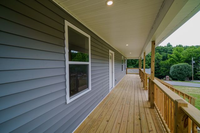 2410 Marquand Dr, Greenbrier, TN 37073