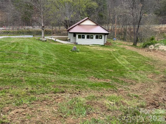 55 Summit View Drive, Marshall, NC 28753