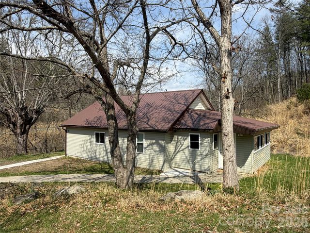 55 Summit View Drive, Marshall, NC 28753