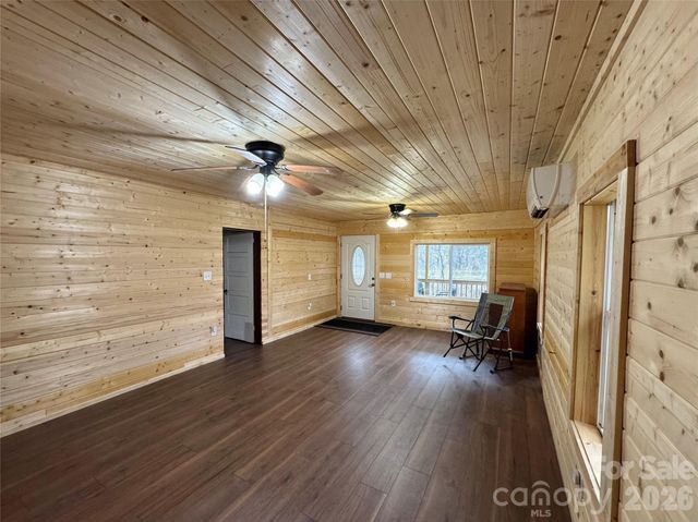 55 Summit View Drive, Marshall, NC 28753