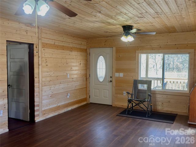 55 Summit View Drive, Marshall, NC 28753