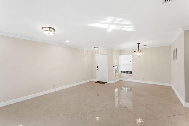 6384 Adriatic Way, West Palm Beach, FL 33413