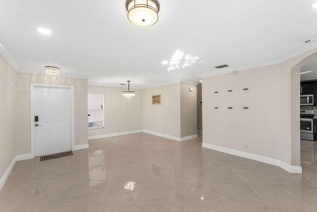 6384 Adriatic Way, West Palm Beach, FL 33413