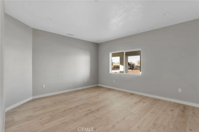 15179 Olive St, Hesperia, CA 92345