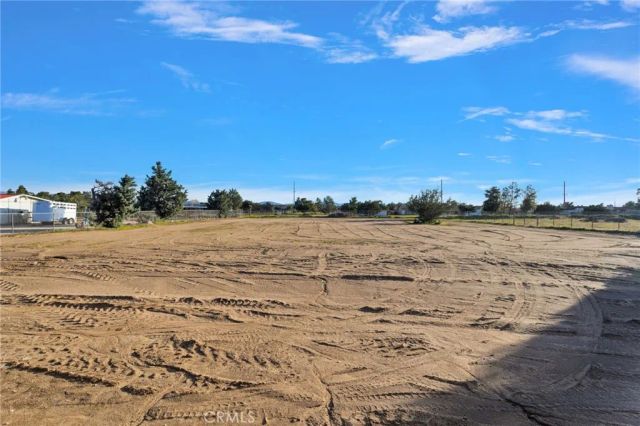 15179 Olive St, Hesperia, CA 92345