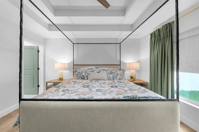 809 E HANNA AVENUE, Tampa, FL 33604