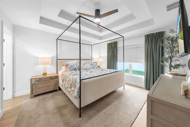 809 E HANNA AVENUE, Tampa, FL 33604