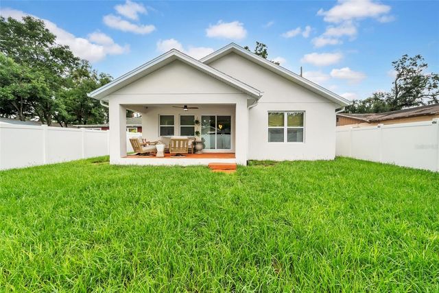 809 E HANNA AVENUE, Tampa, FL 33604