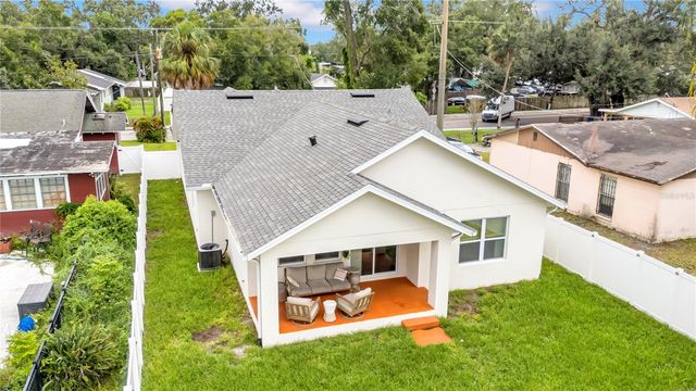 809 E HANNA AVENUE, Tampa, FL 33604
