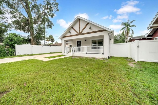 809 E HANNA AVENUE, Tampa, FL 33604