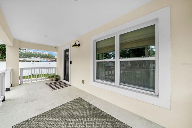 809 E HANNA AVENUE, Tampa, FL 33604