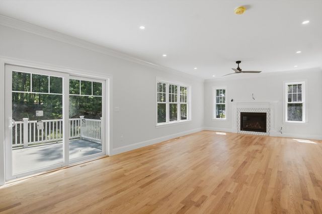 1 Dolores Drive, Burlington, MA 01803