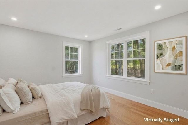 1 Dolores Drive, Burlington, MA 01803