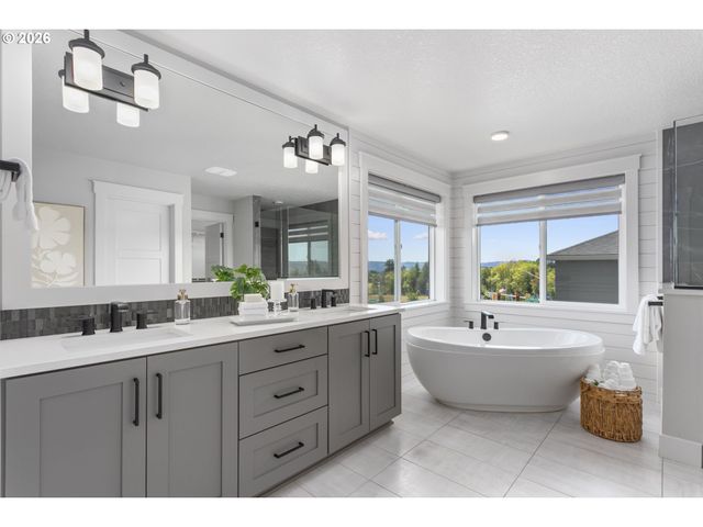 17424 Sw DOTTEREL Ln, Beaverton, OR 97007