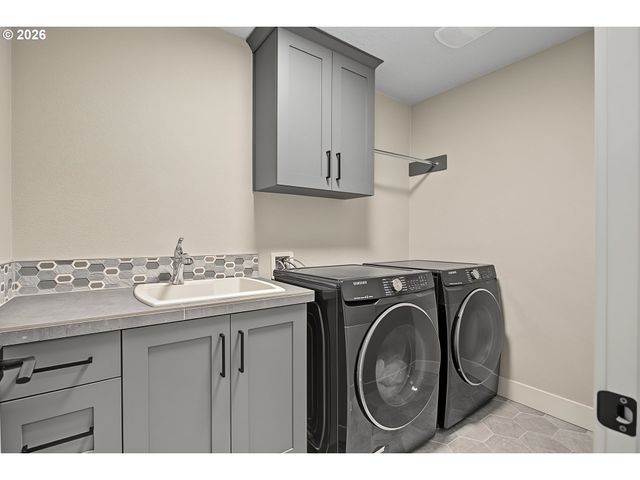 17424 Sw DOTTEREL Ln, Beaverton, OR 97007