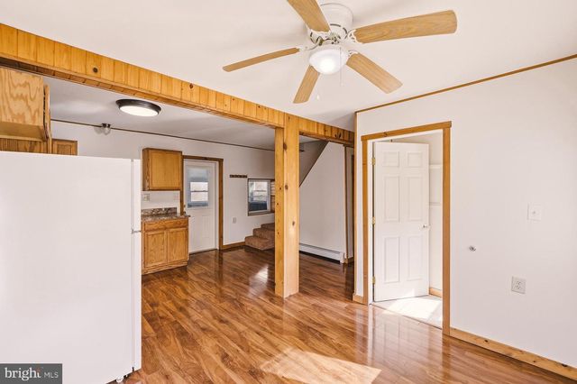 11 WITWER LN, Fleetwood, PA 19522
