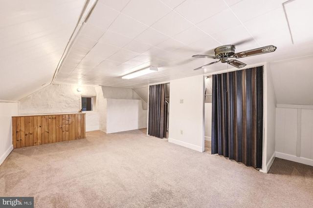 11 WITWER LN, Fleetwood, PA 19522